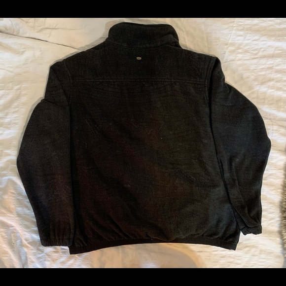O’Neil fleece 1/4 snap sweater. - Picture 2 of 2